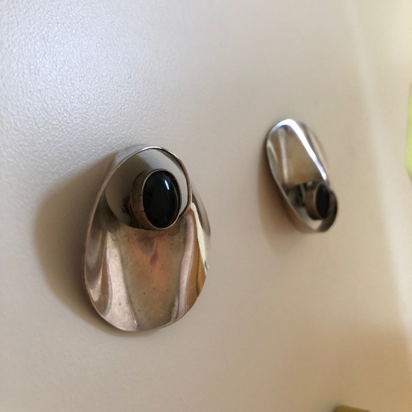 Vintage Mexican Earrings - Picture 4 of 8